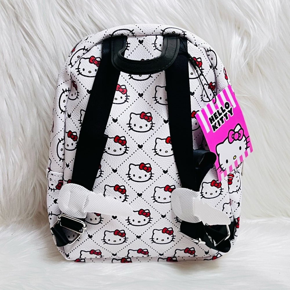 Hello Kitty Backpack - Picture 3 of 3